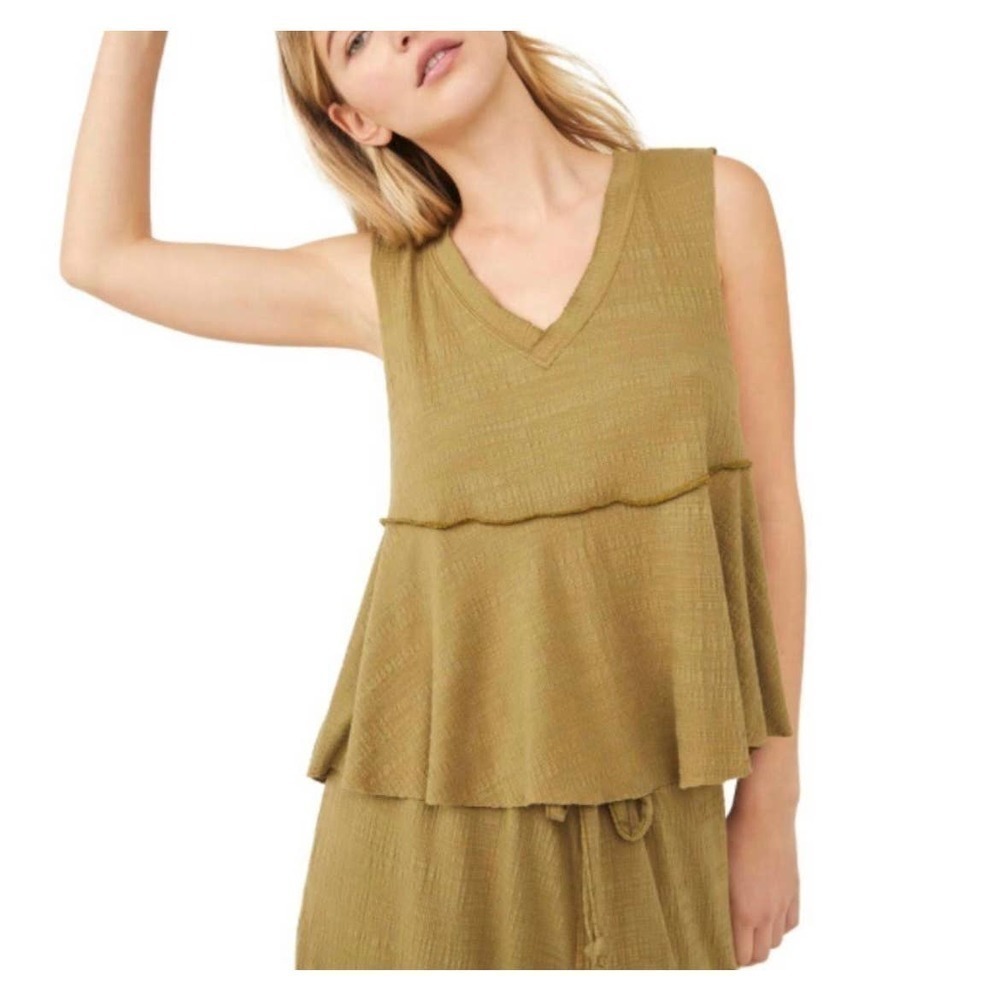 Free People FP Movement Full Hearts Tank Size XS​​​​​​​​​​​​​​​​​​​​